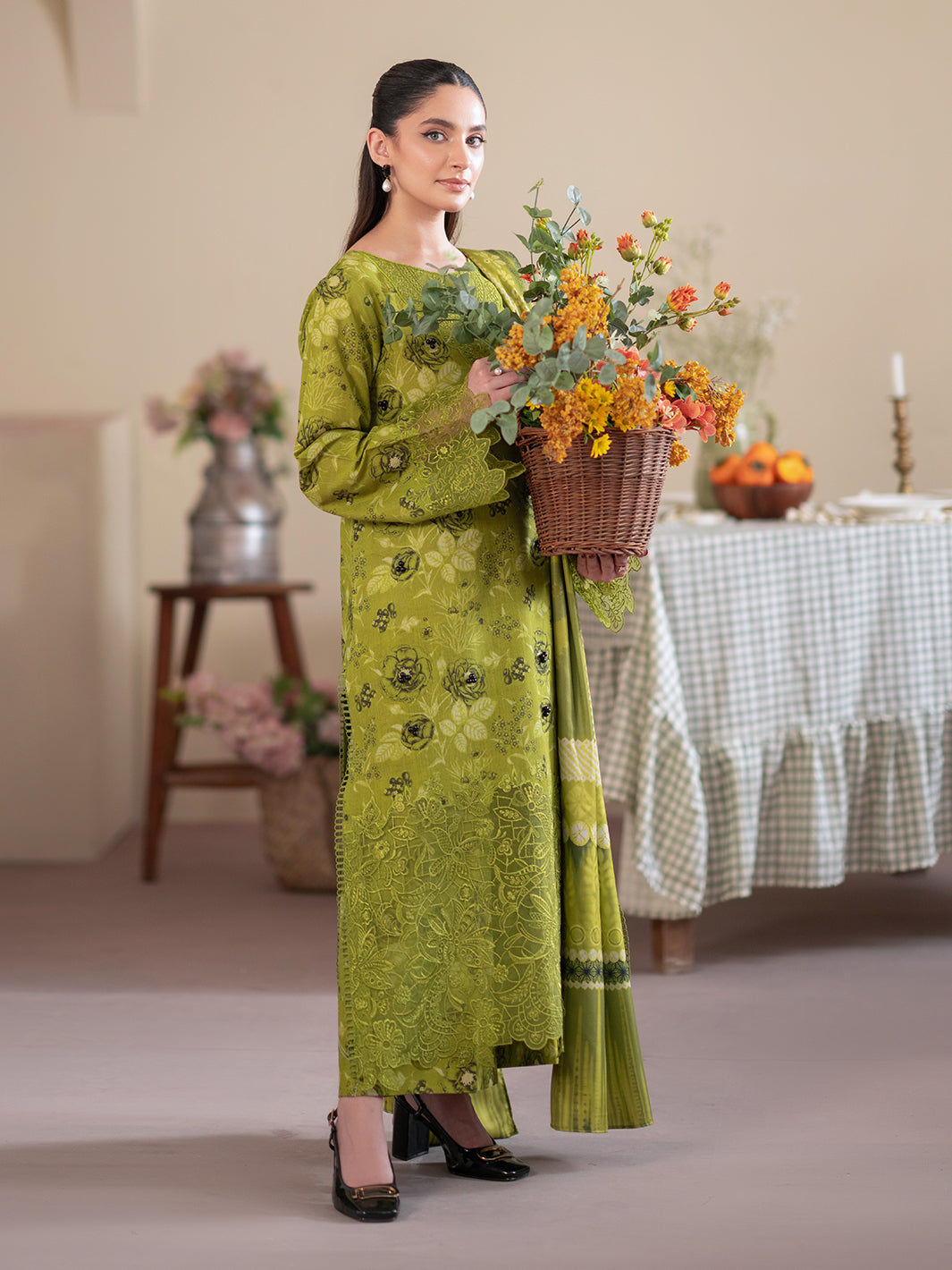 Leila By Mahnur Cedar | 3 PC Khaddar